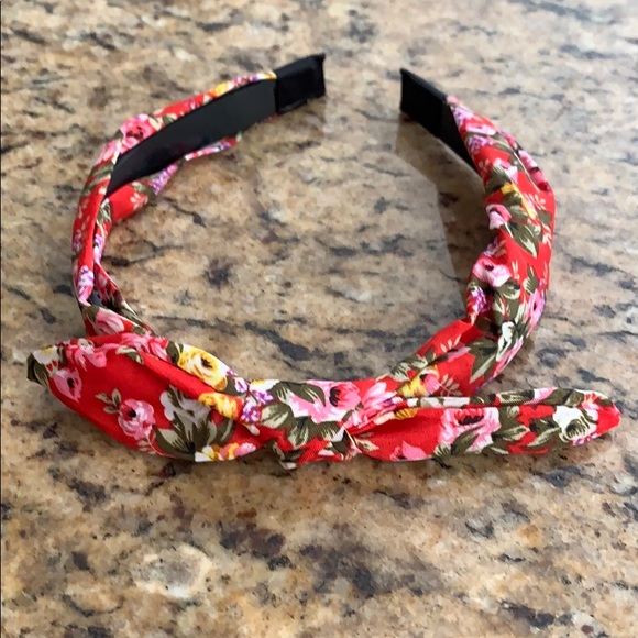 2 new Floral headband - Picture 3 of 4
